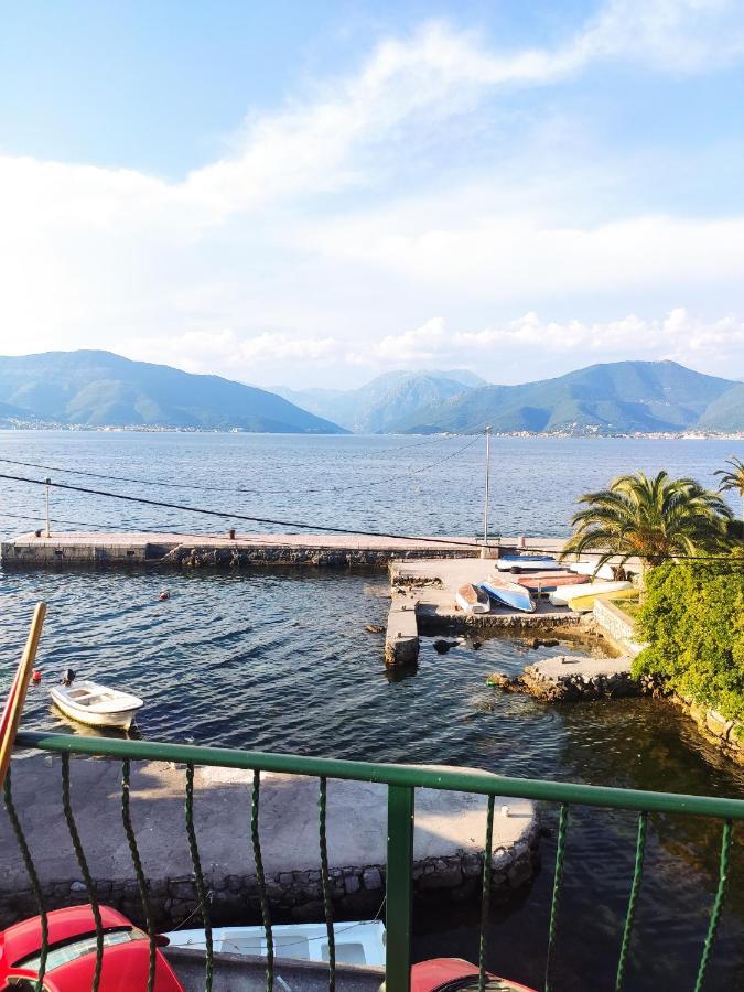Studio Apartments Krasici Tivat Habitación foto